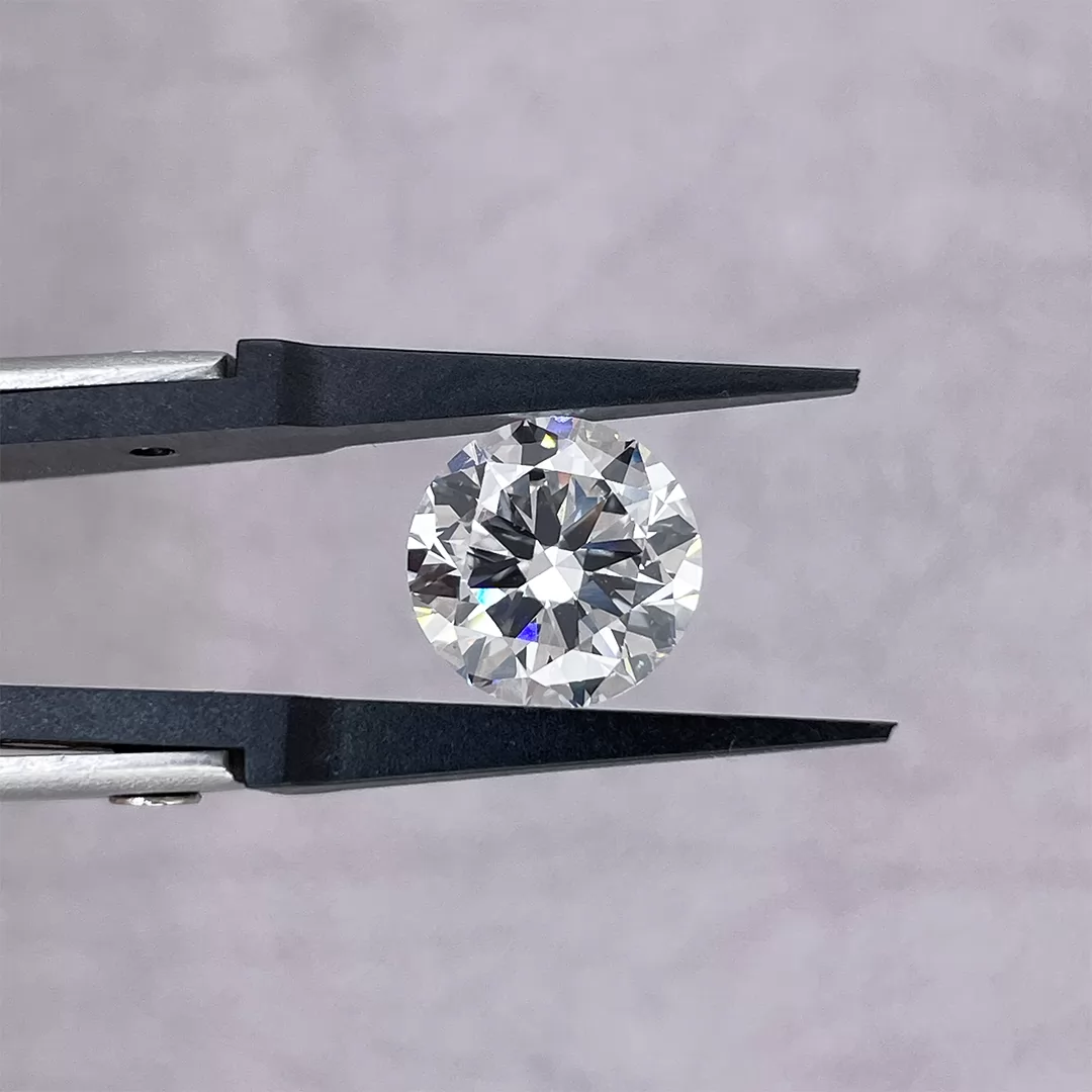 Round Brilliant Cut 5.024ct G Color CVD Lab Grown Diamond